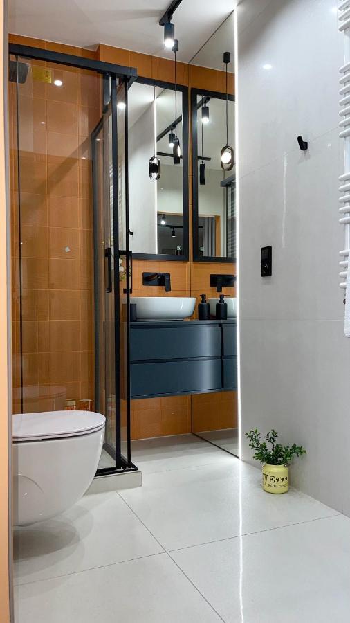 Comfortable 1-Room Apartment Close To The Center وارسو المظهر الخارجي الصورة