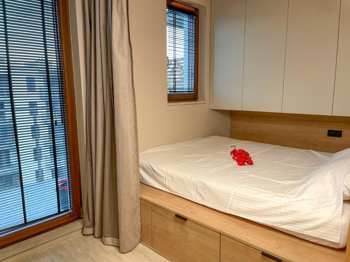 Comfortable 1-Room Apartment Close To The Center وارسو المظهر الخارجي الصورة